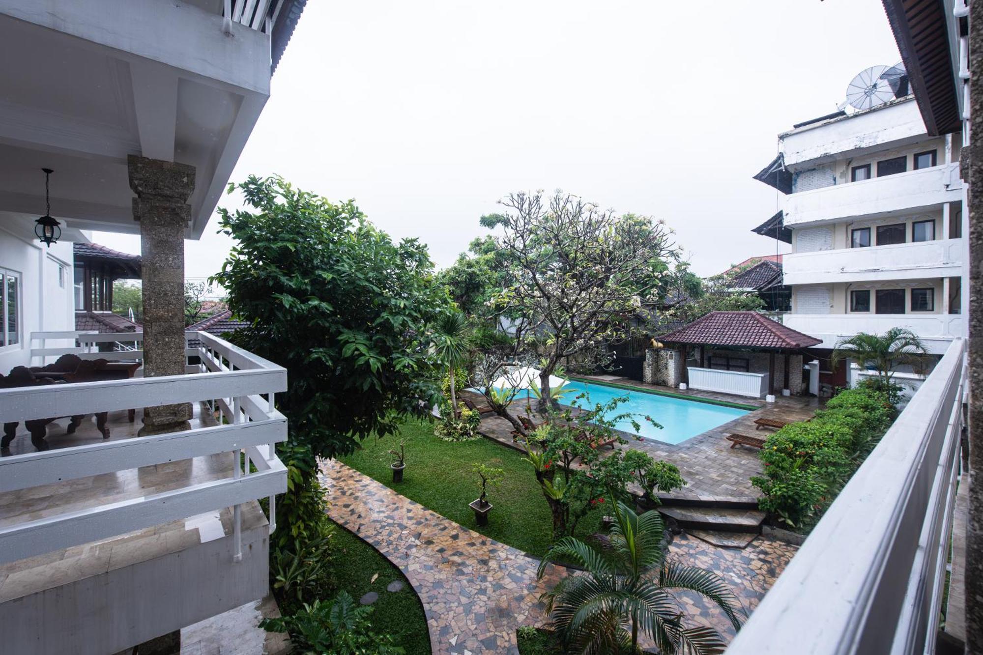 Hotel Sari Bunga Legian  Bagian luar foto
