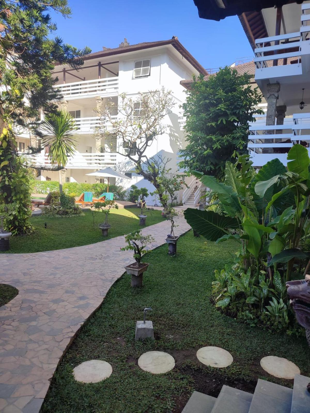 Hotel Sari Bunga Legian  Bagian luar foto