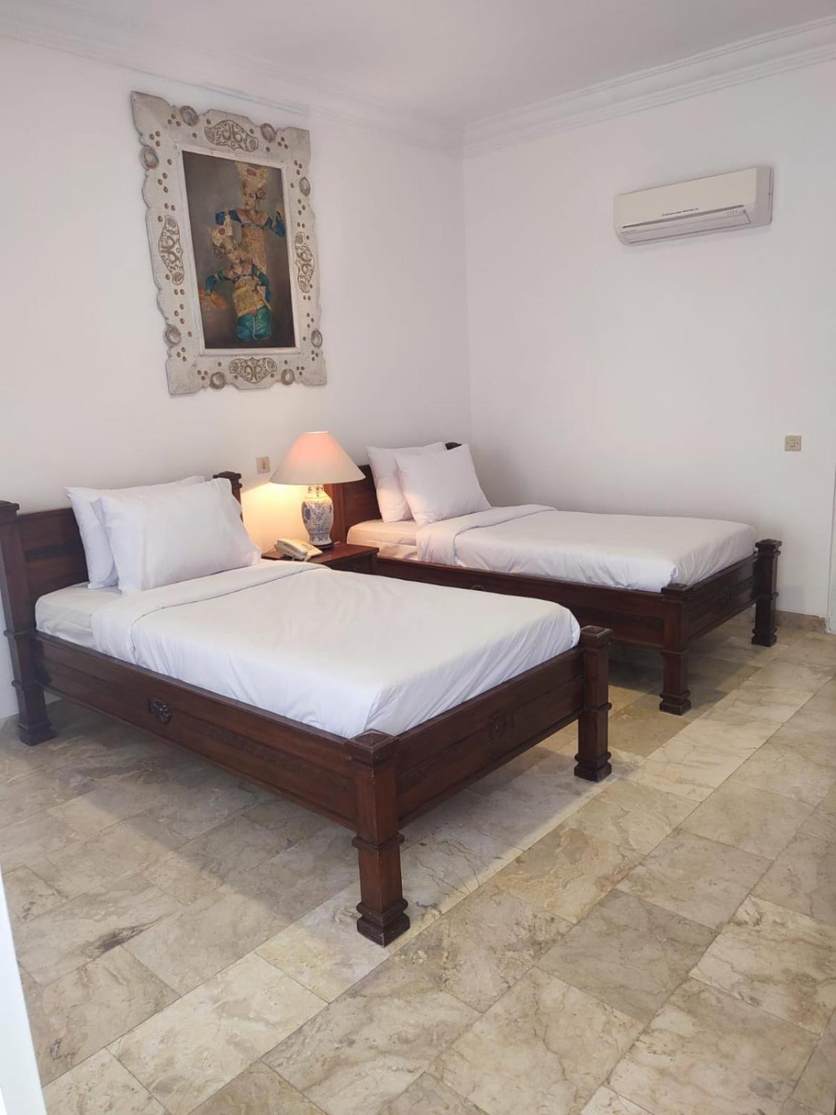 Hotel Sari Bunga Legian  Bagian luar foto