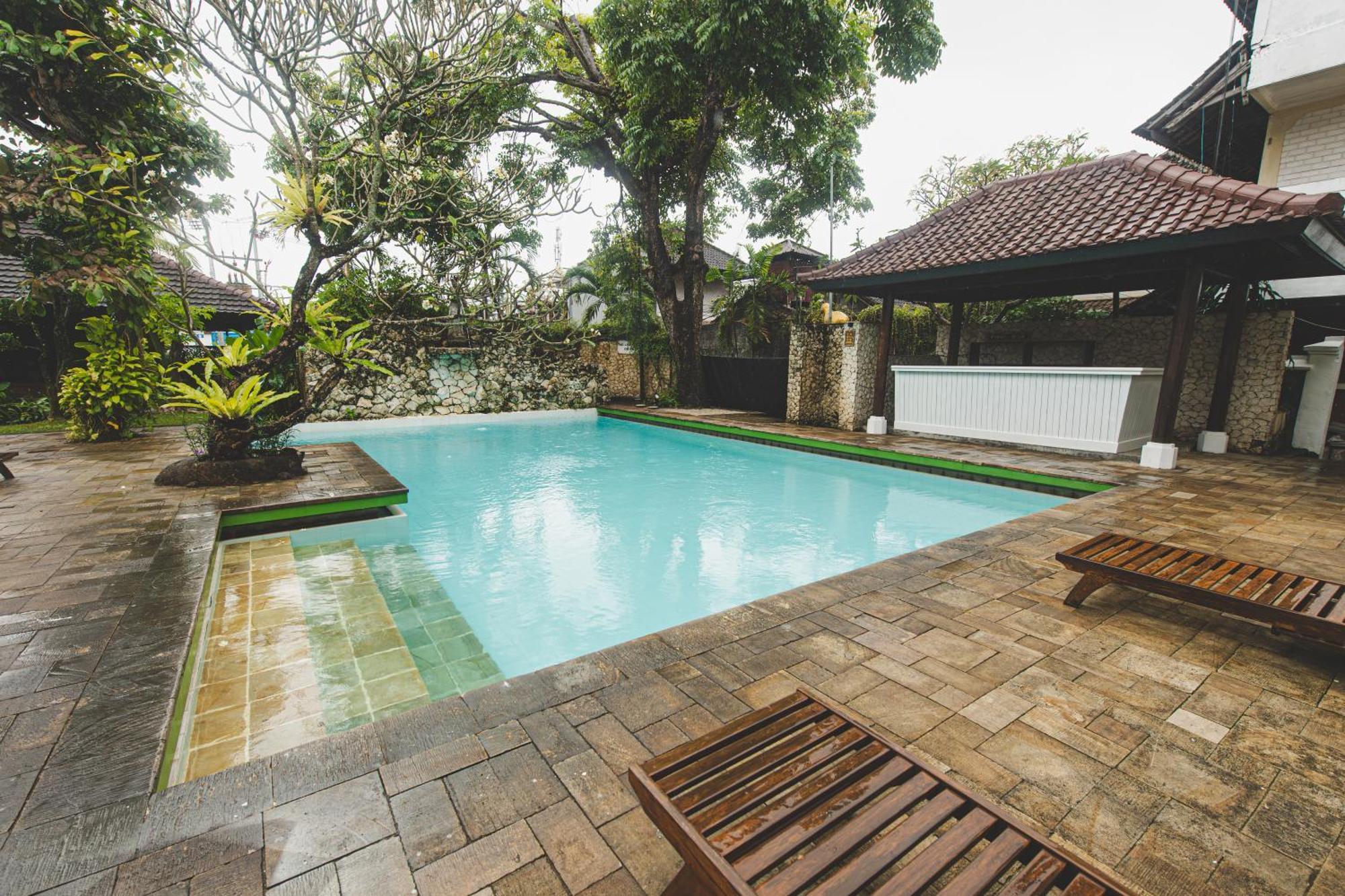Hotel Sari Bunga Legian  Bagian luar foto