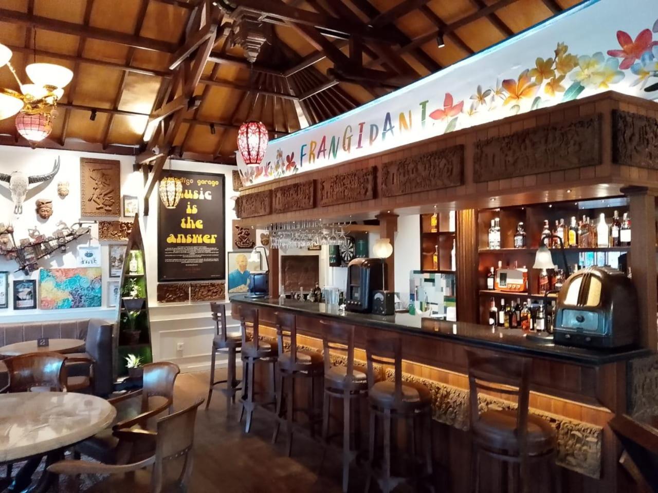 Hotel Sari Bunga Legian  Bagian luar foto
