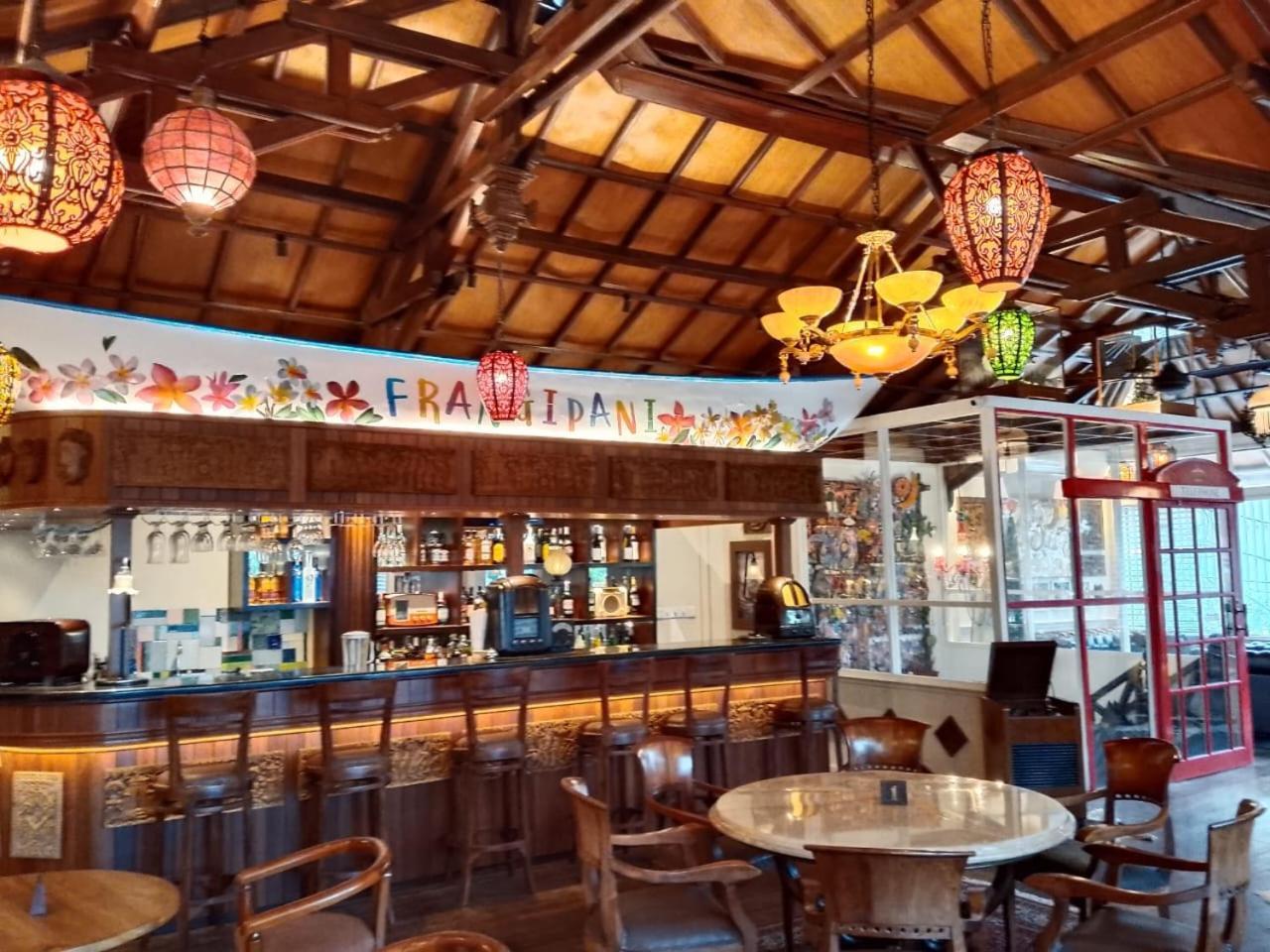 Hotel Sari Bunga Legian  Bagian luar foto