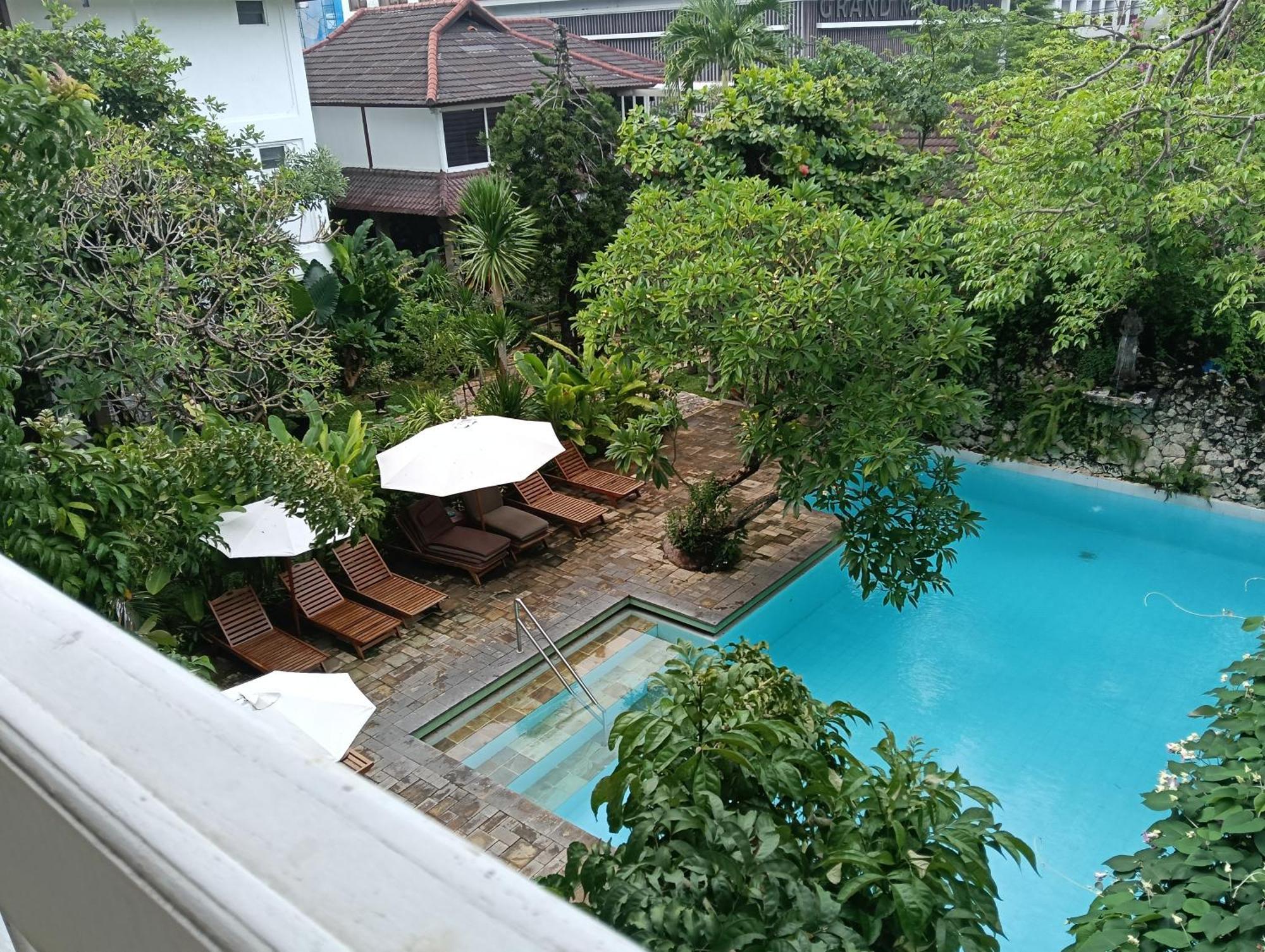 Hotel Sari Bunga Legian  Bagian luar foto